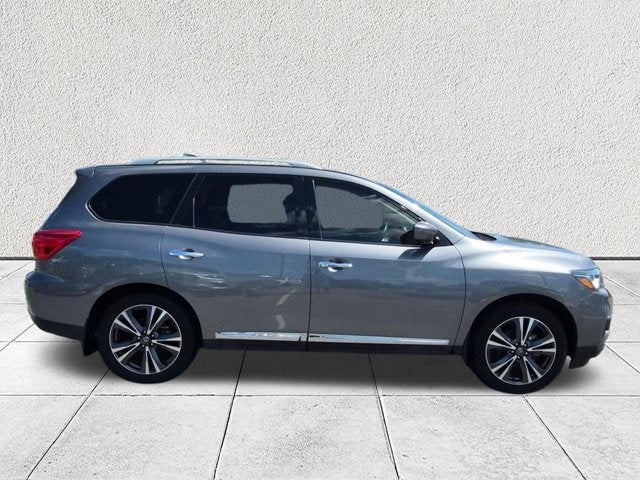 2020 Nissan Pathfinder Platinum