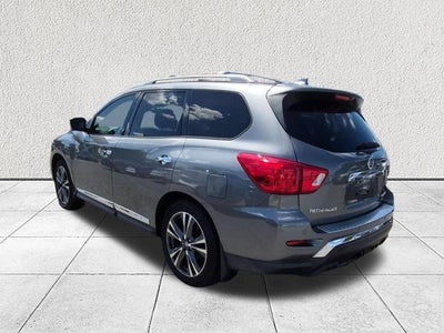 2020 Nissan Pathfinder Platinum