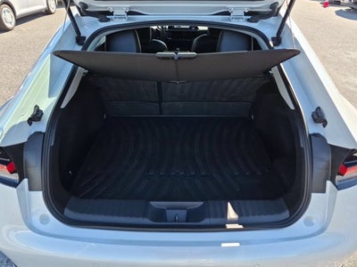 2023 Toyota Prius LE