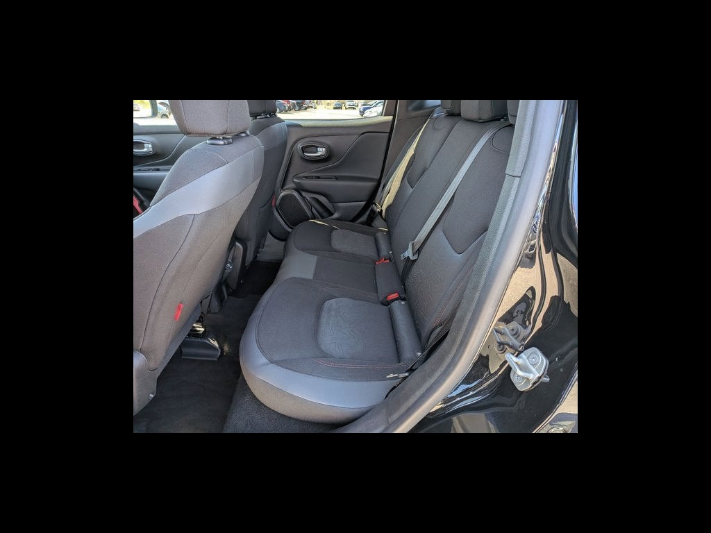 2023 Jeep Renegade Trailhawk