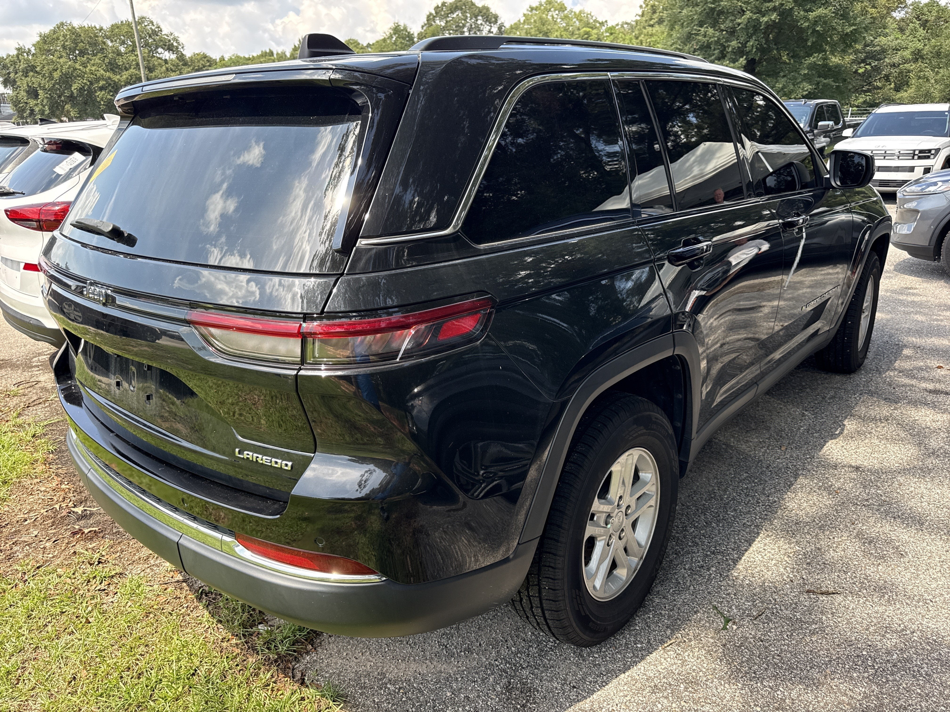 2023 Jeep Grand Cherokee Laredo