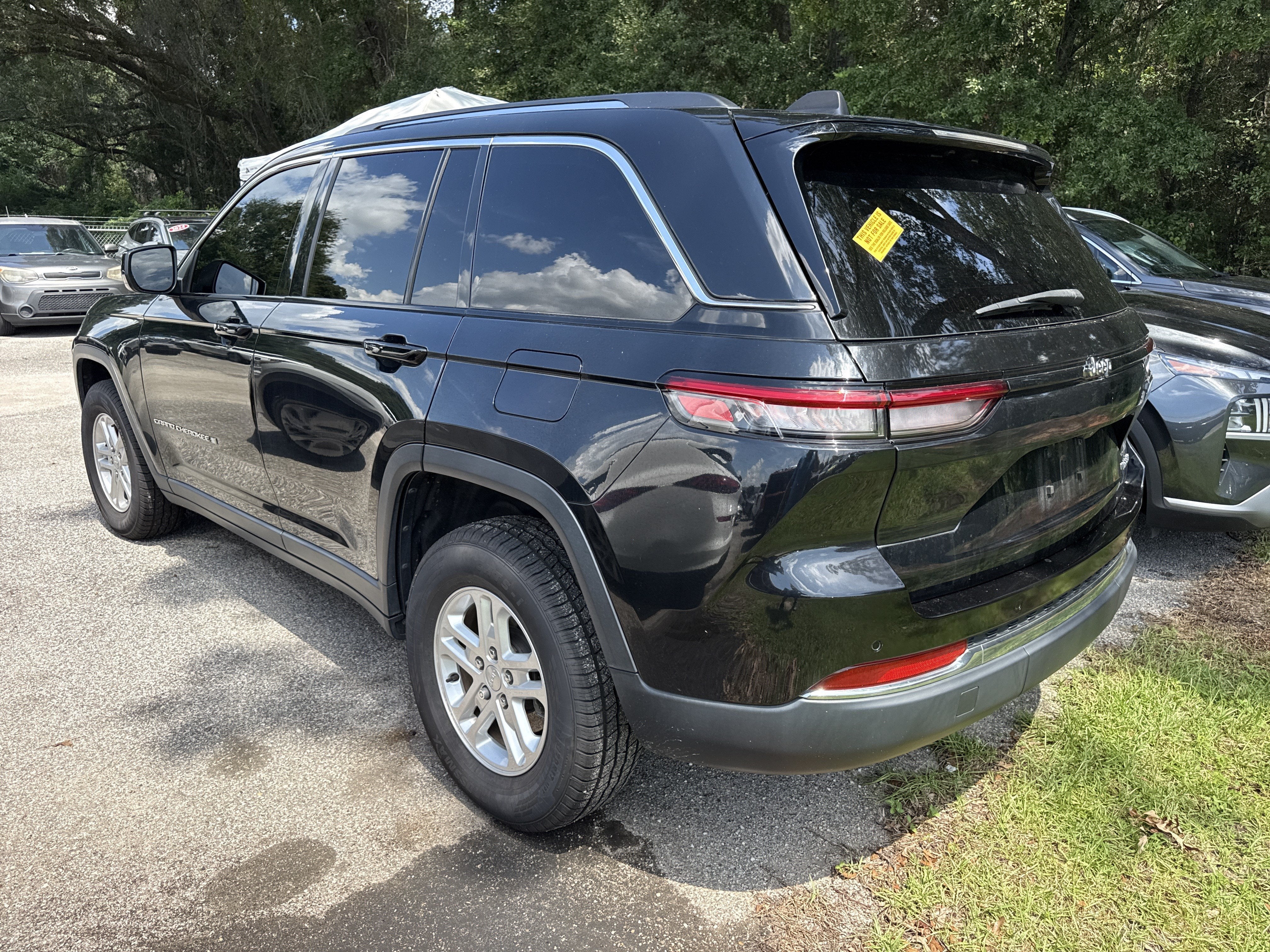 2023 Jeep Grand Cherokee Laredo