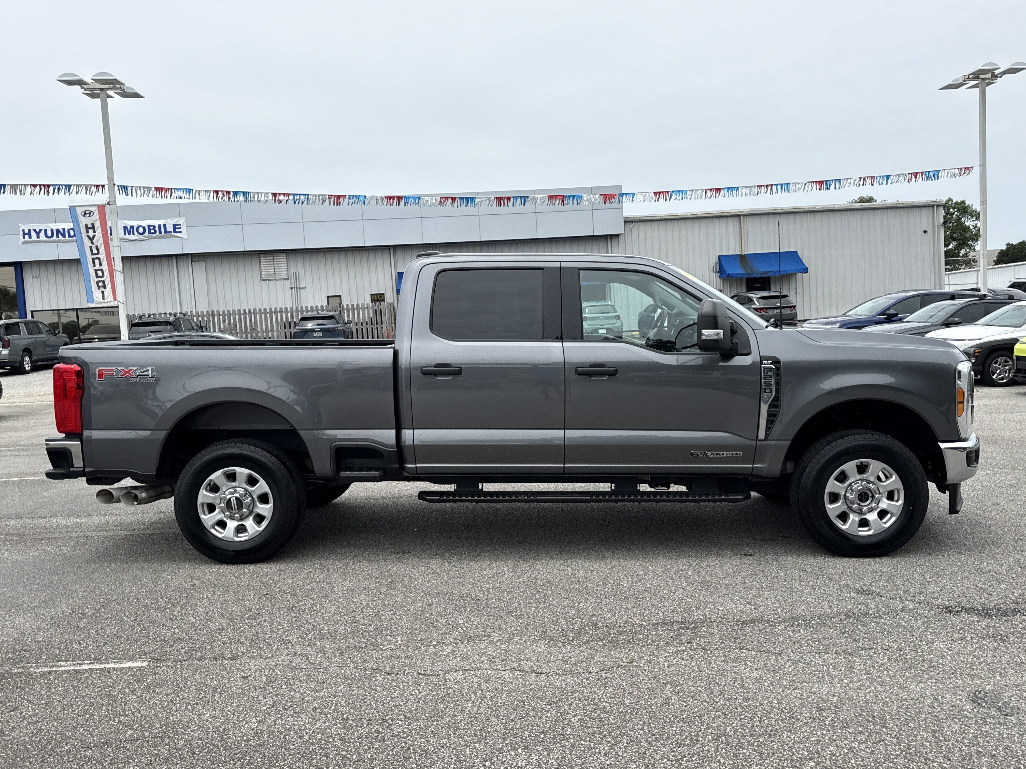 2024 Ford Super Duty F-250 SRW XLT