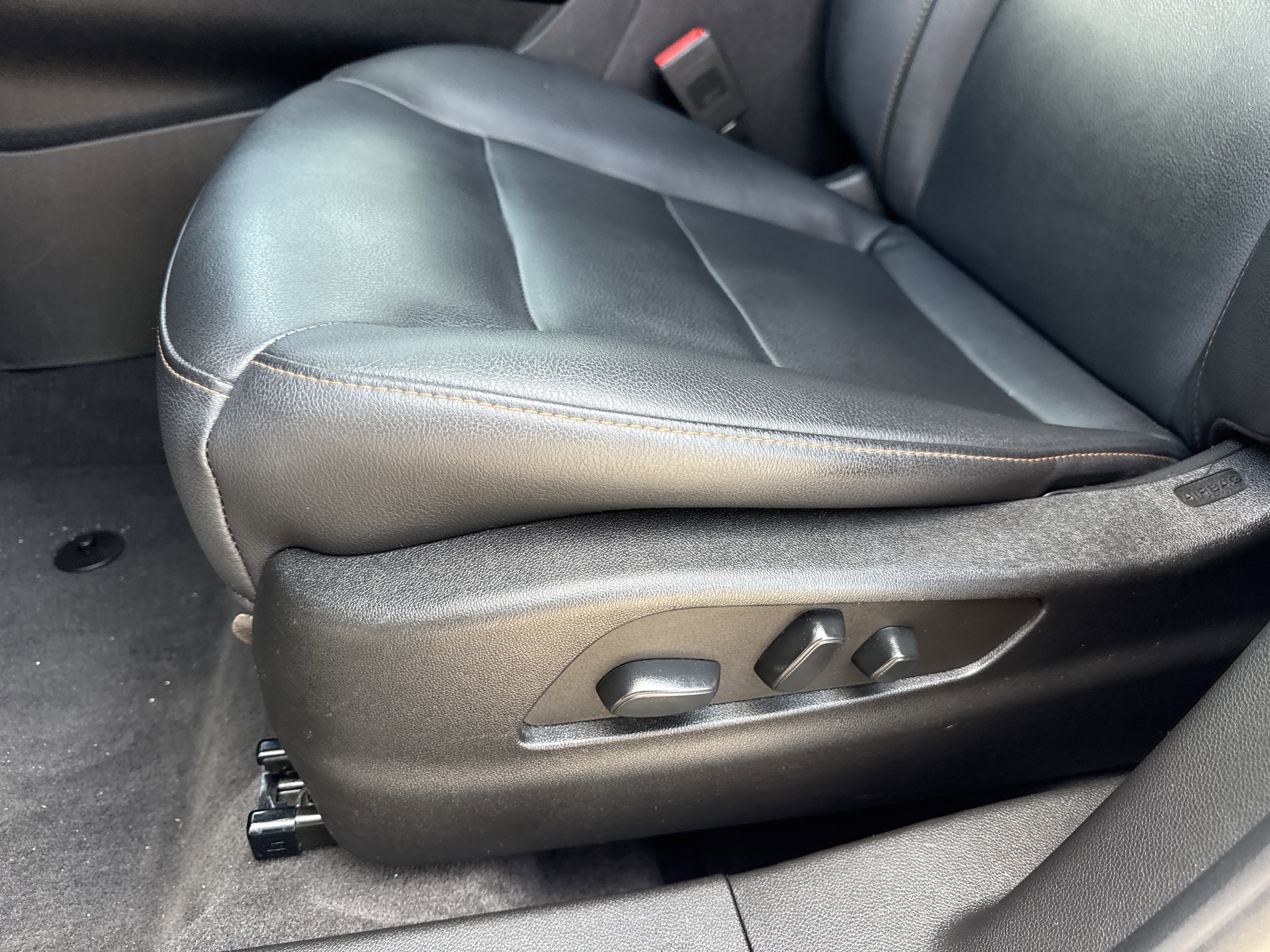 2022 Cadillac XT4 FWD Sport