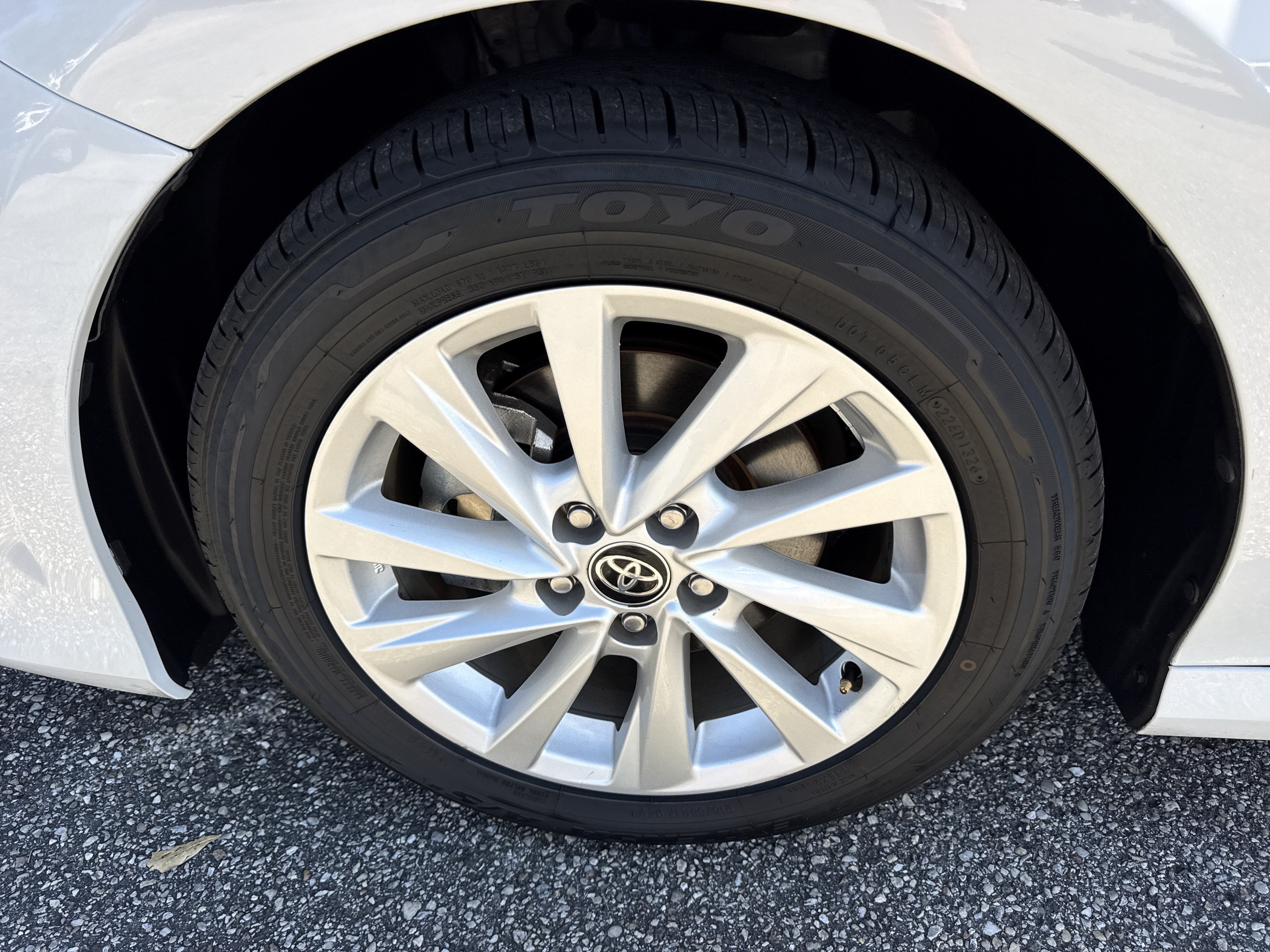 2024 Toyota Camry LE