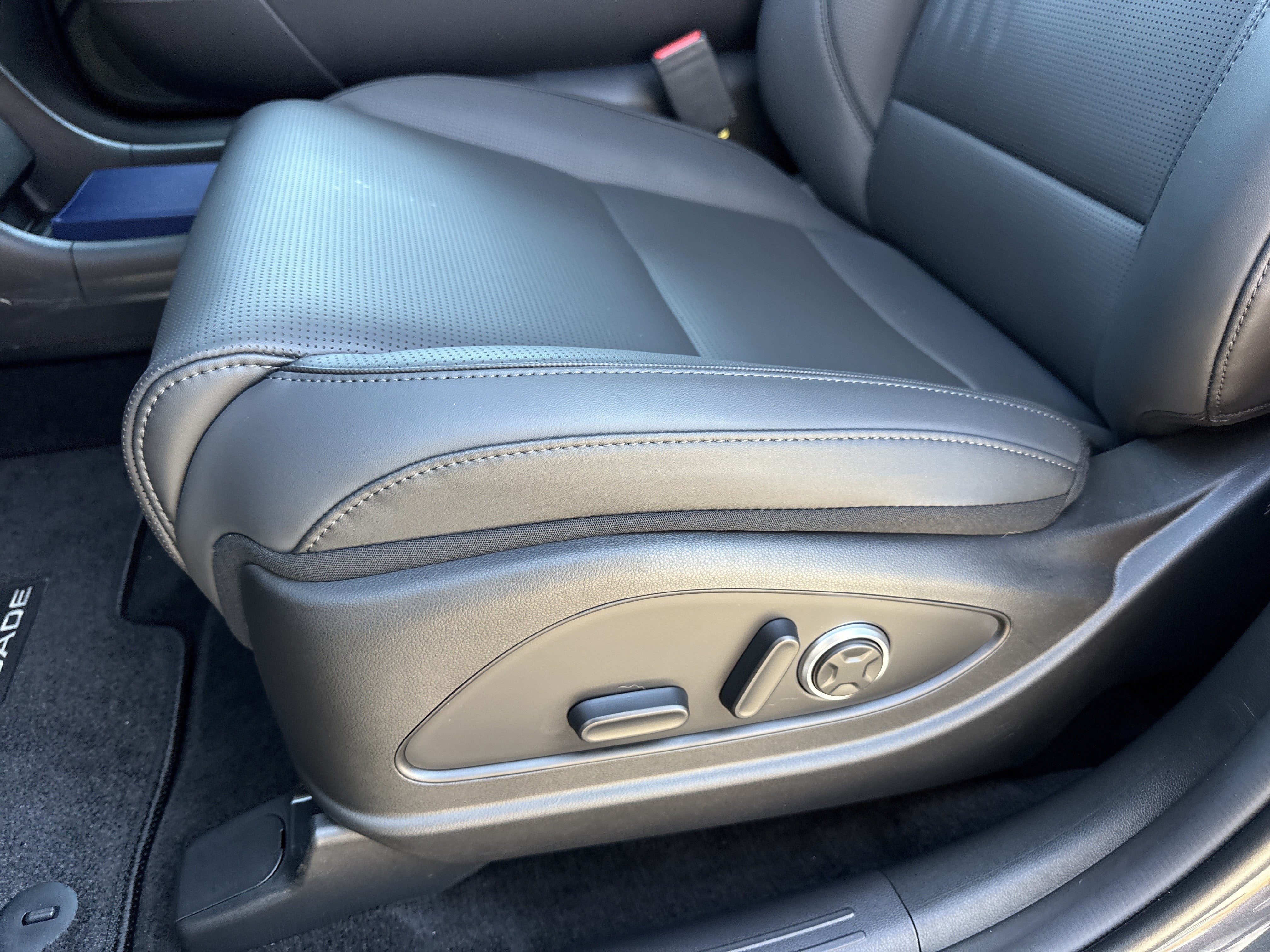 2027 Hyundai Palisade Hybrid Blue SEL Premium 8P