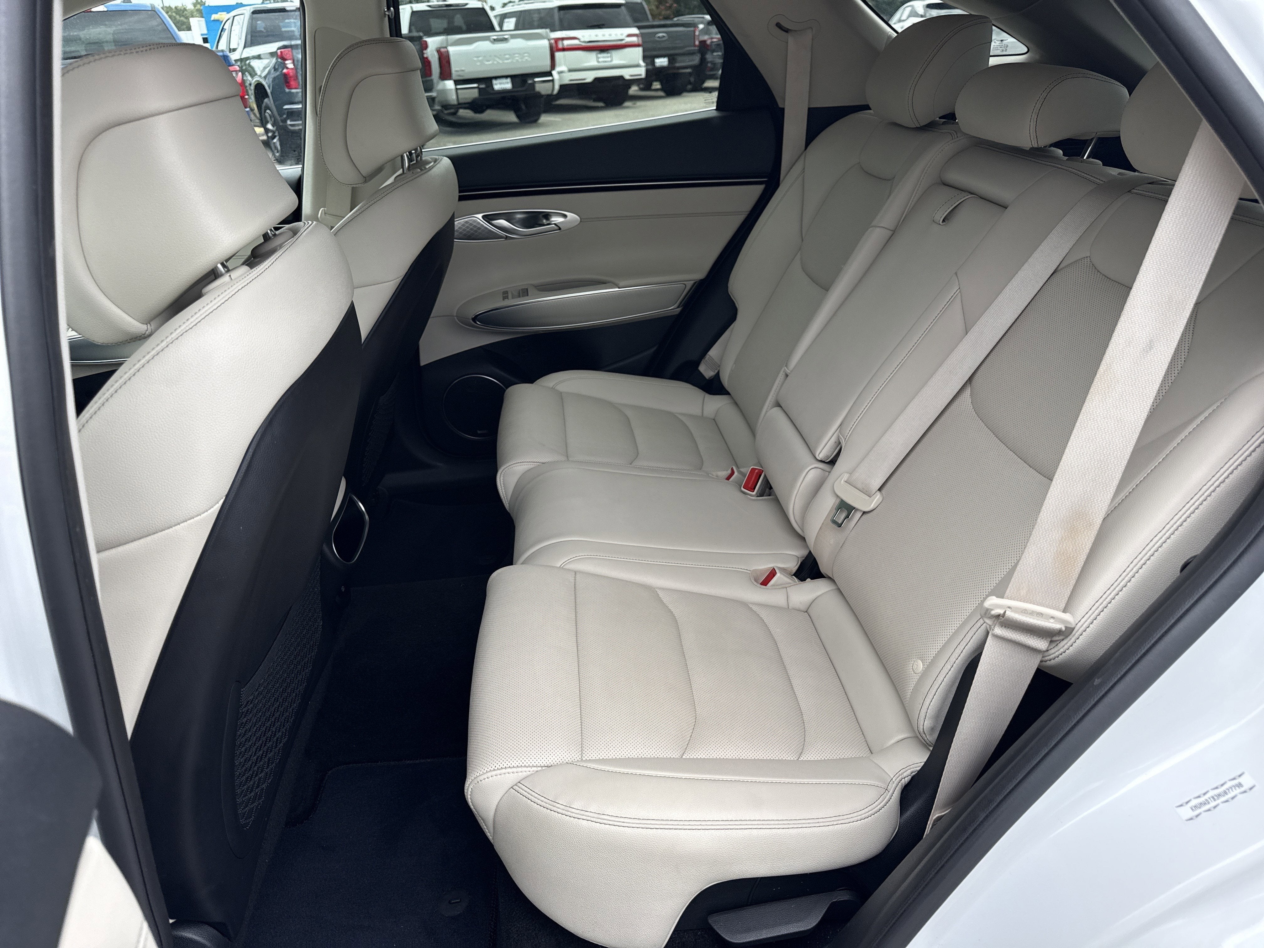 2022 Genesis GV70 2.5T