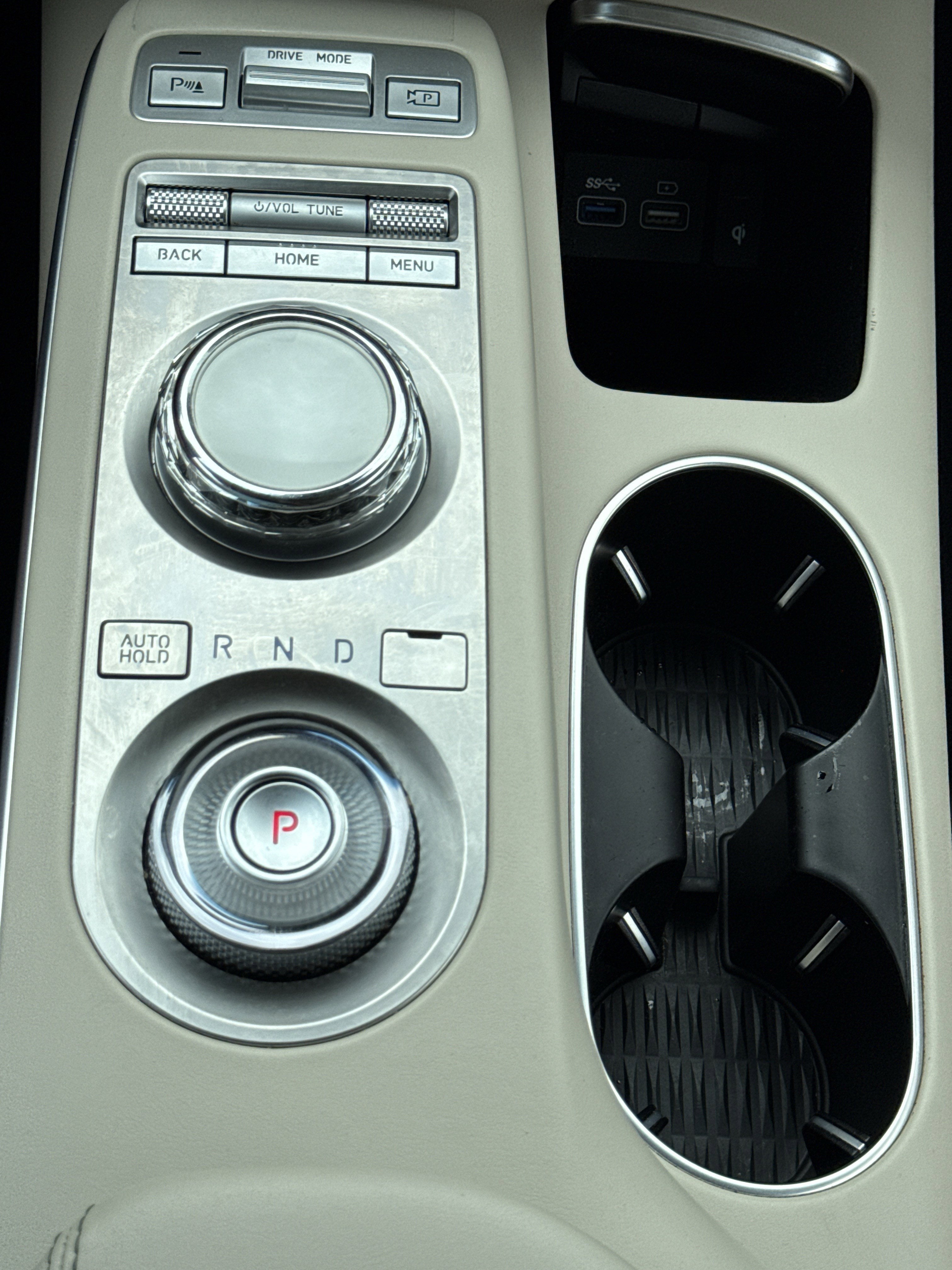 2022 Genesis GV70 2.5T