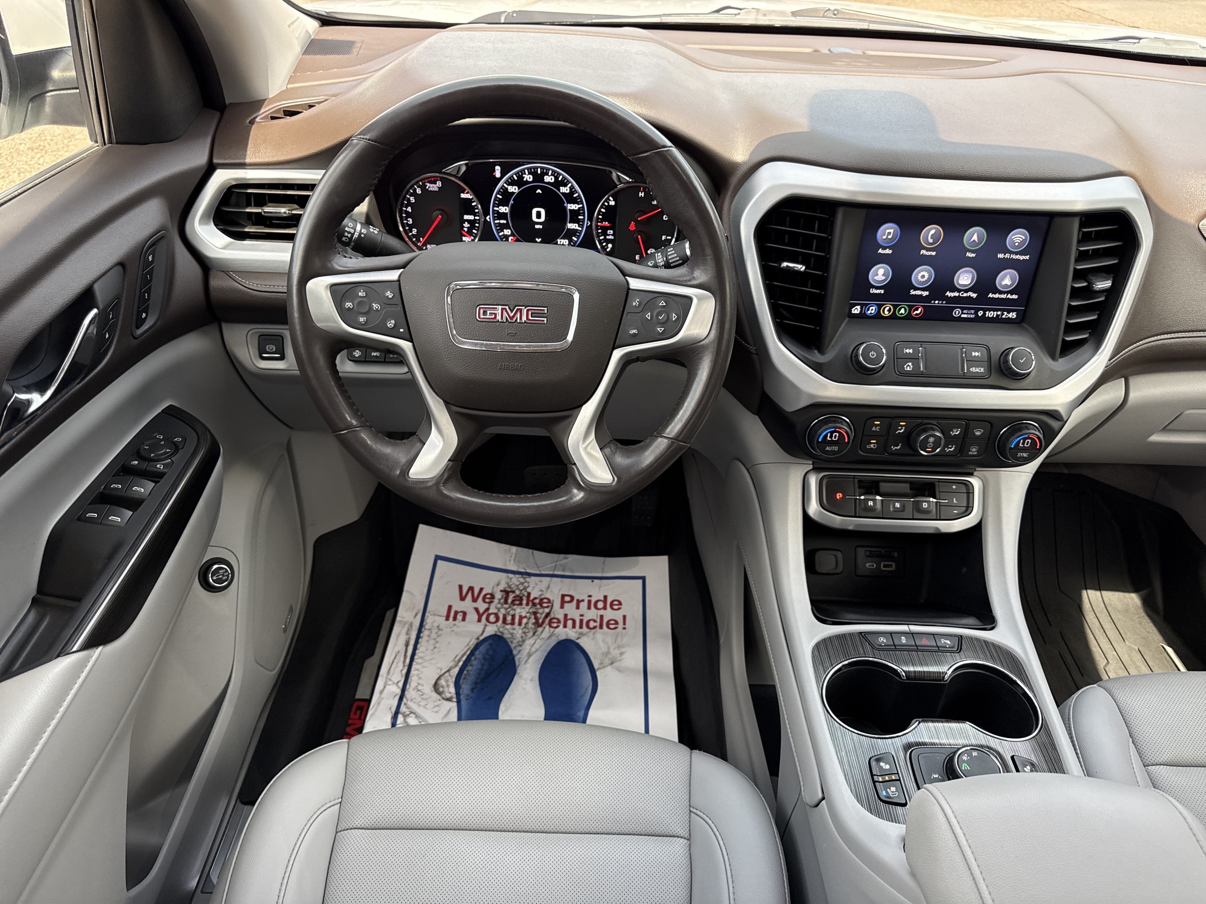 2022 GMC Acadia SLT