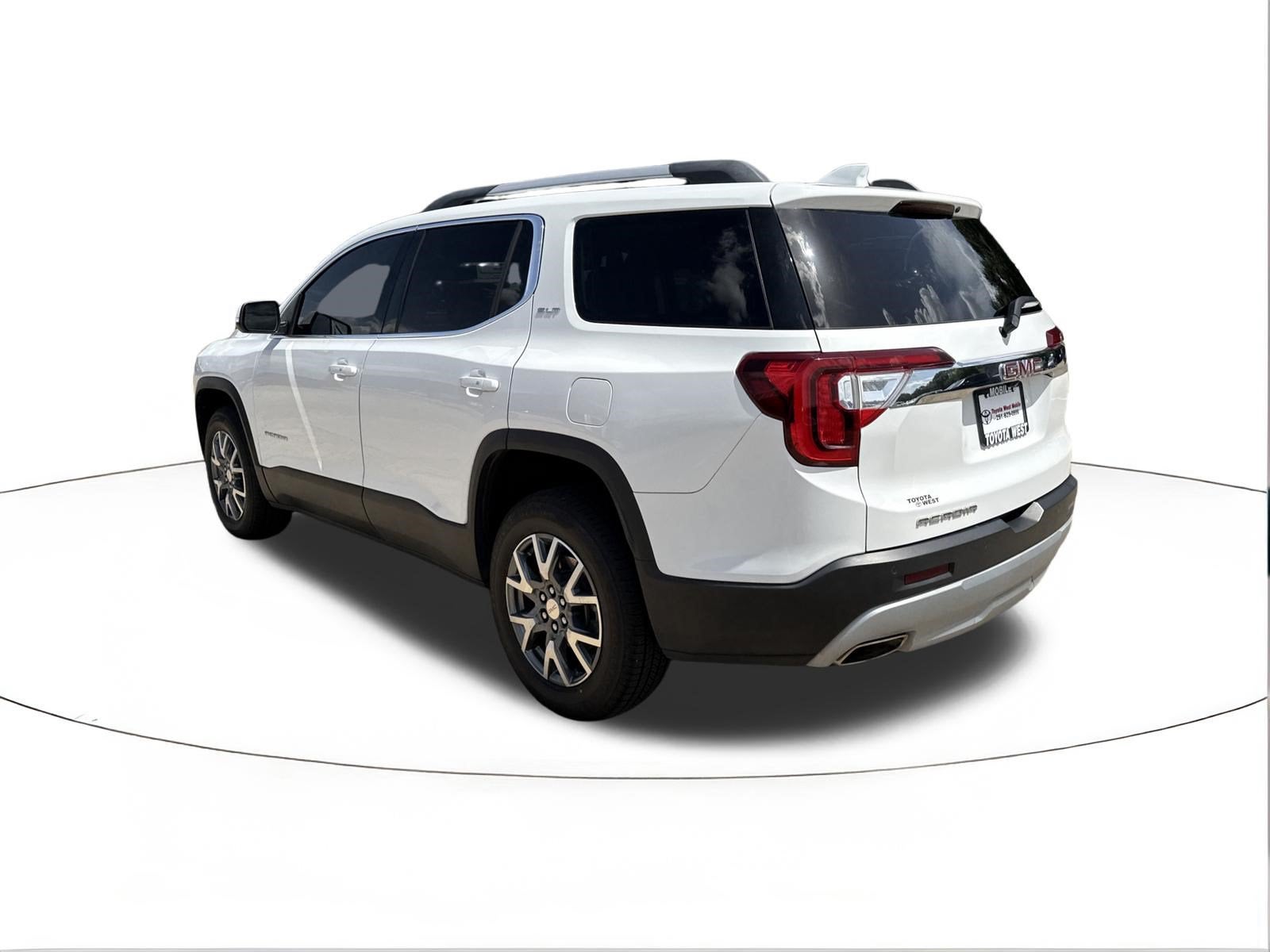 2022 GMC Acadia SLT