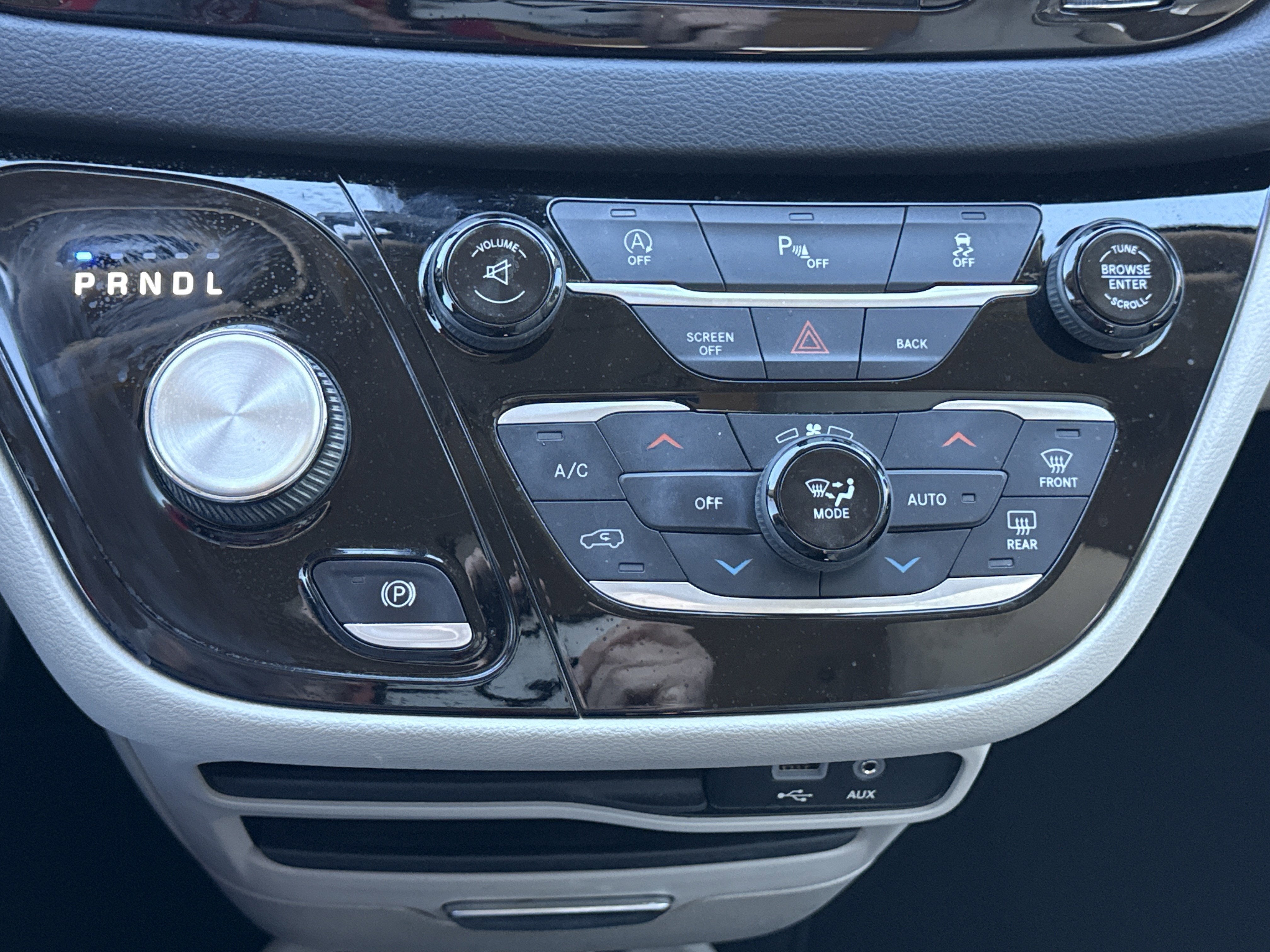 2017 Chrysler Pacifica Touring-L