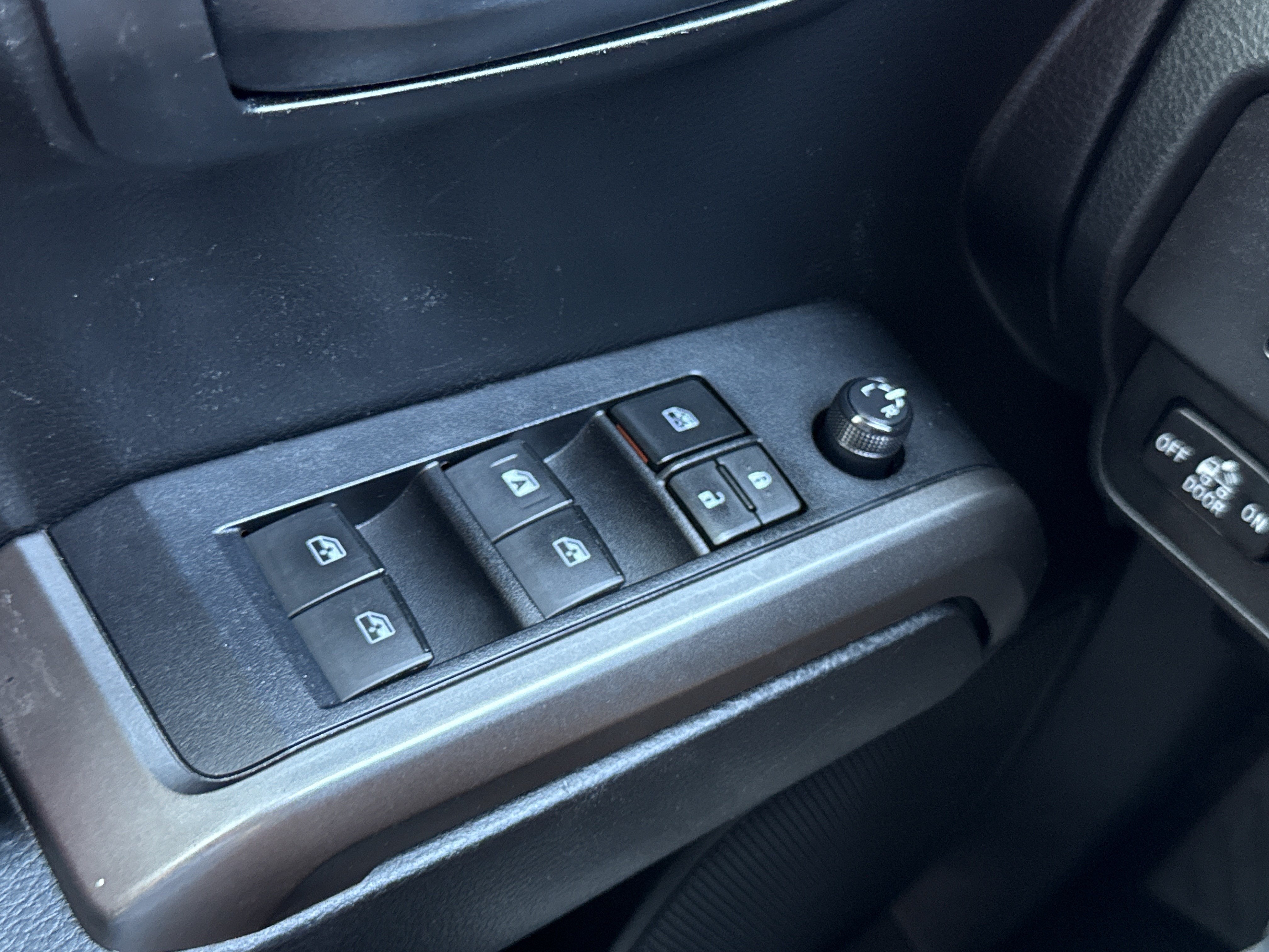 2022 Toyota Tacoma 2WD SR5