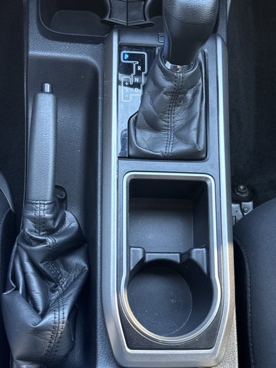 2022 Toyota Tacoma 2WD SR5