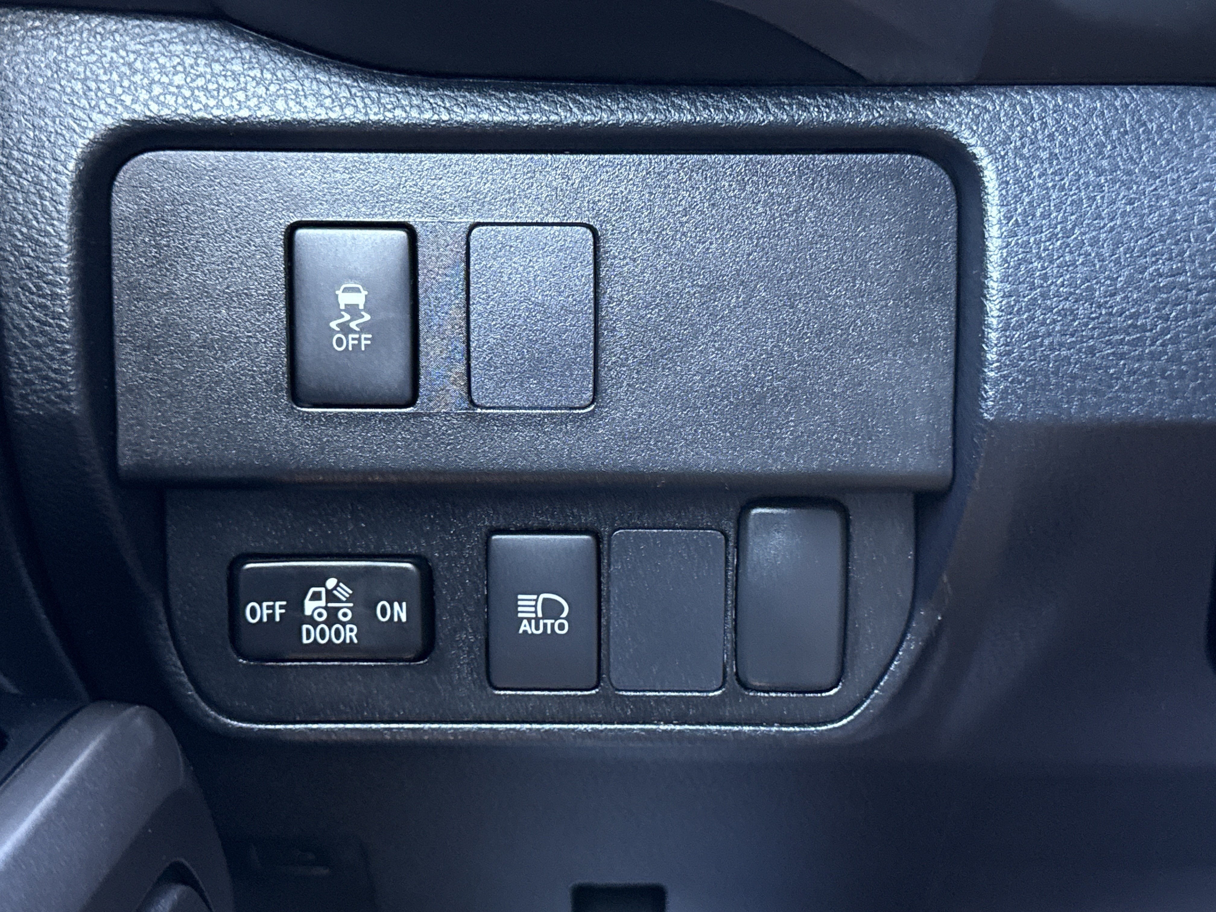 2023 Toyota Tacoma 2WD SR5