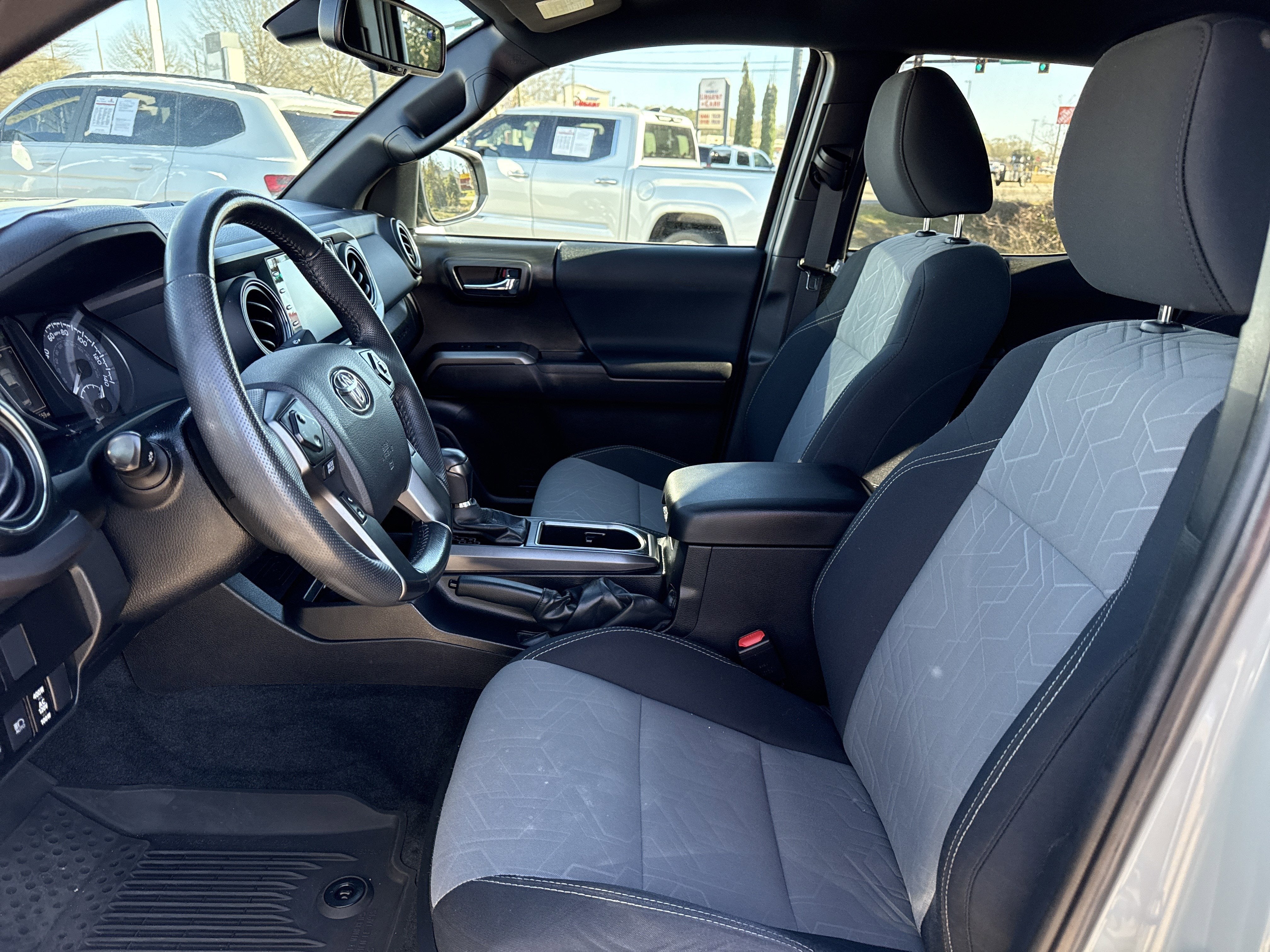 2022 Toyota Tacoma 2WD TRD Sport