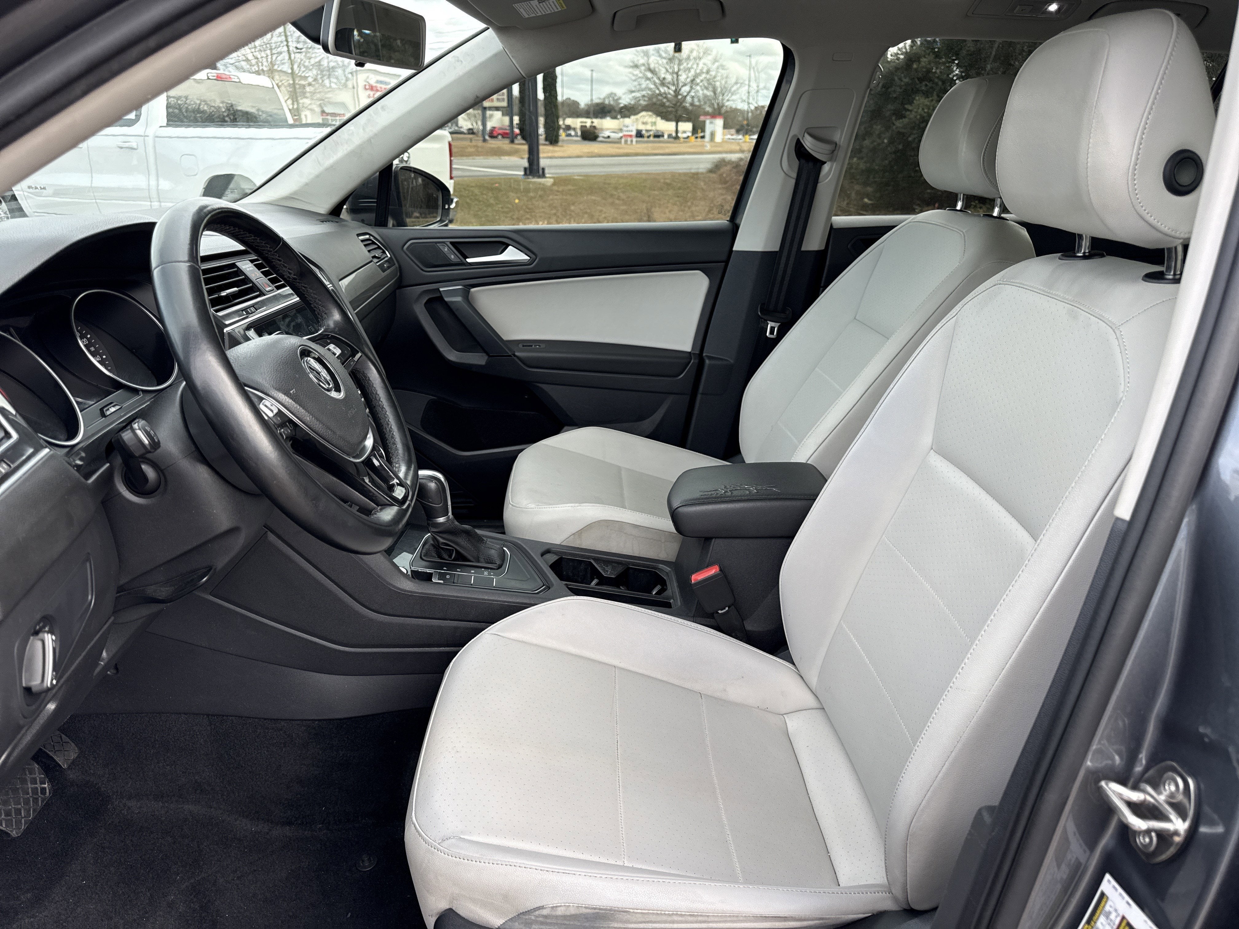 2019 Volkswagen Tiguan SE