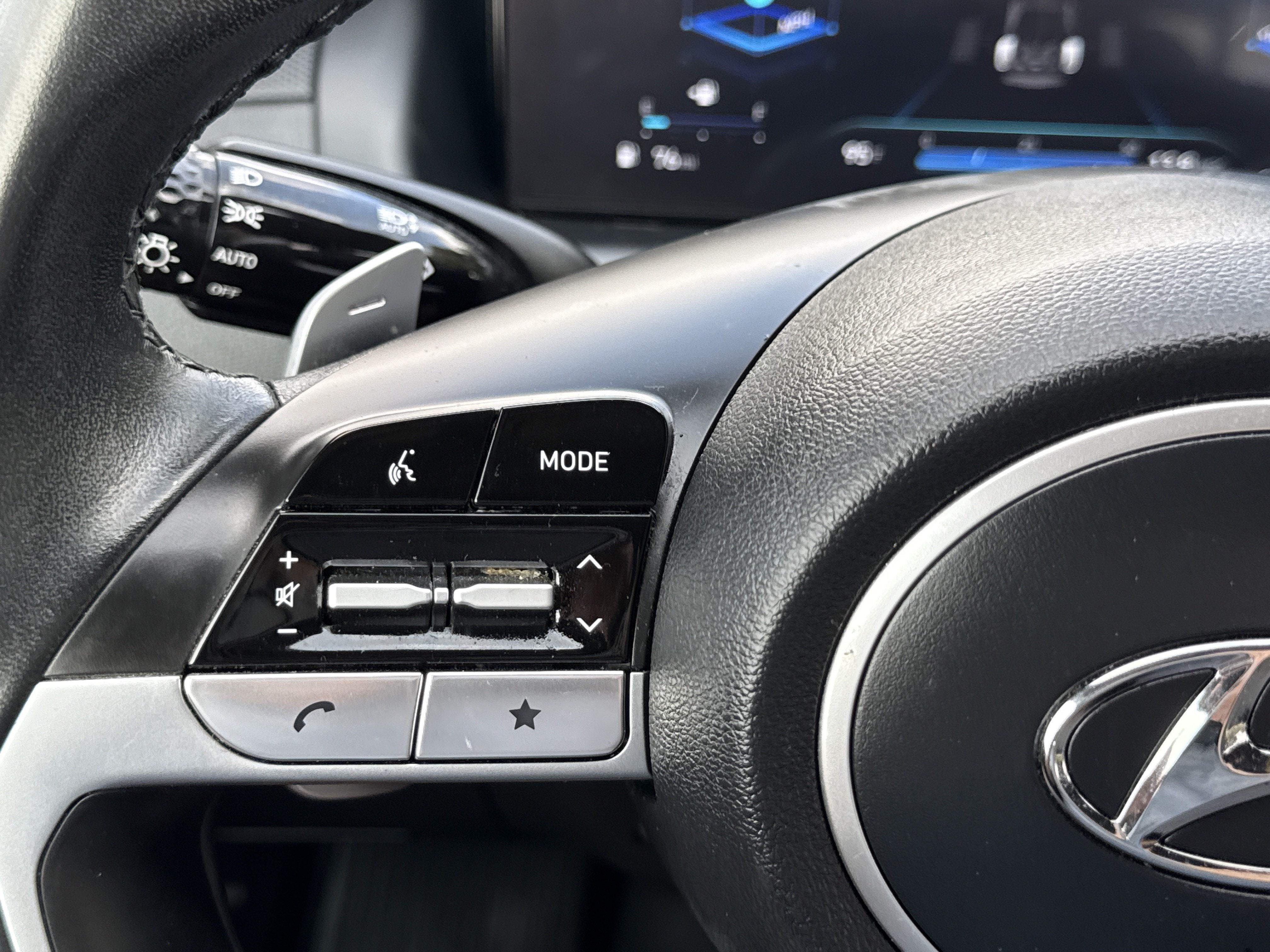 2023 Hyundai Santa Cruz SEL Premium