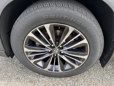 2024 Toyota Grand Highlander Hybrid MAX Platinum