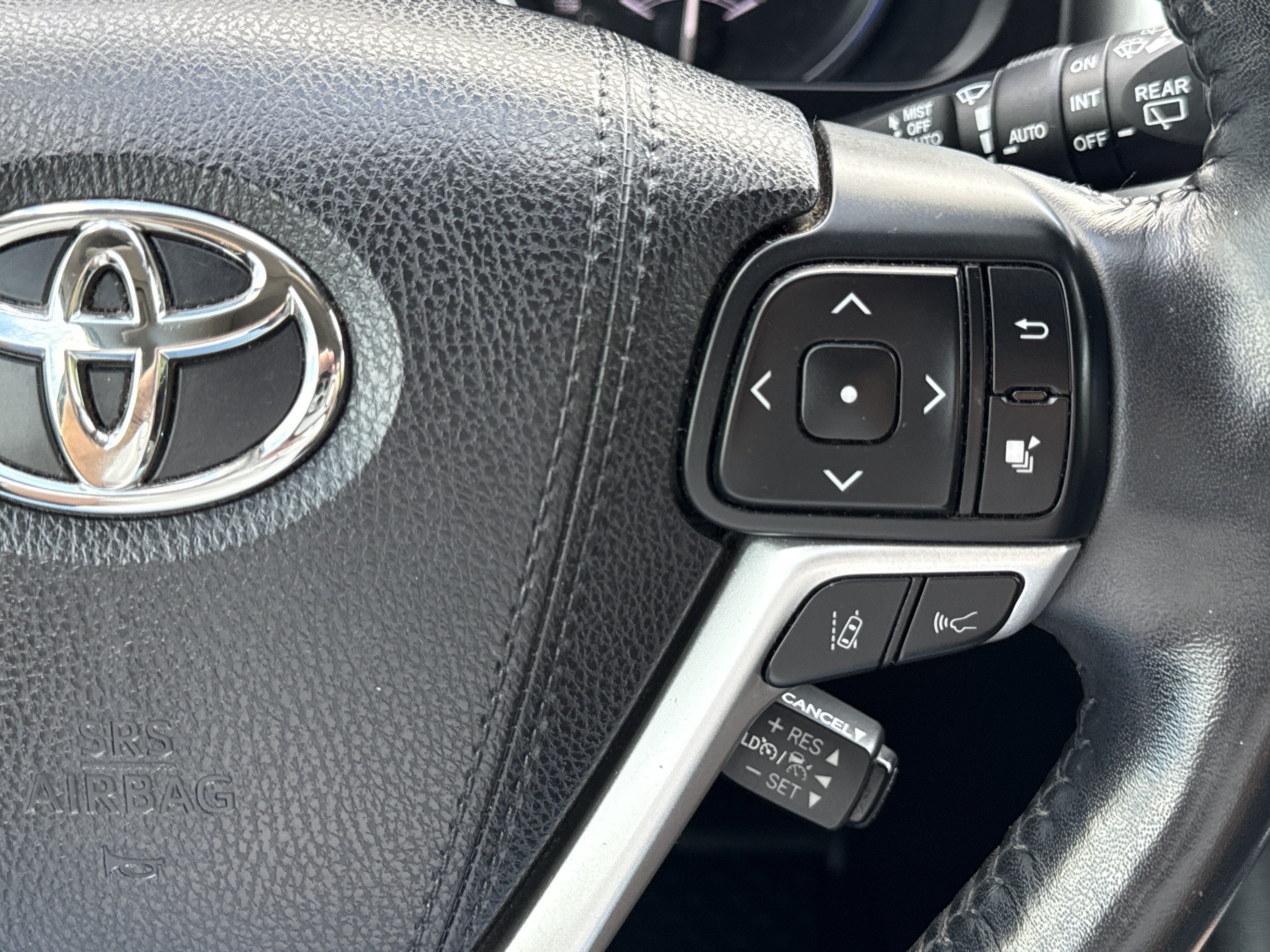 2018 Toyota Highlander Limited Platinum