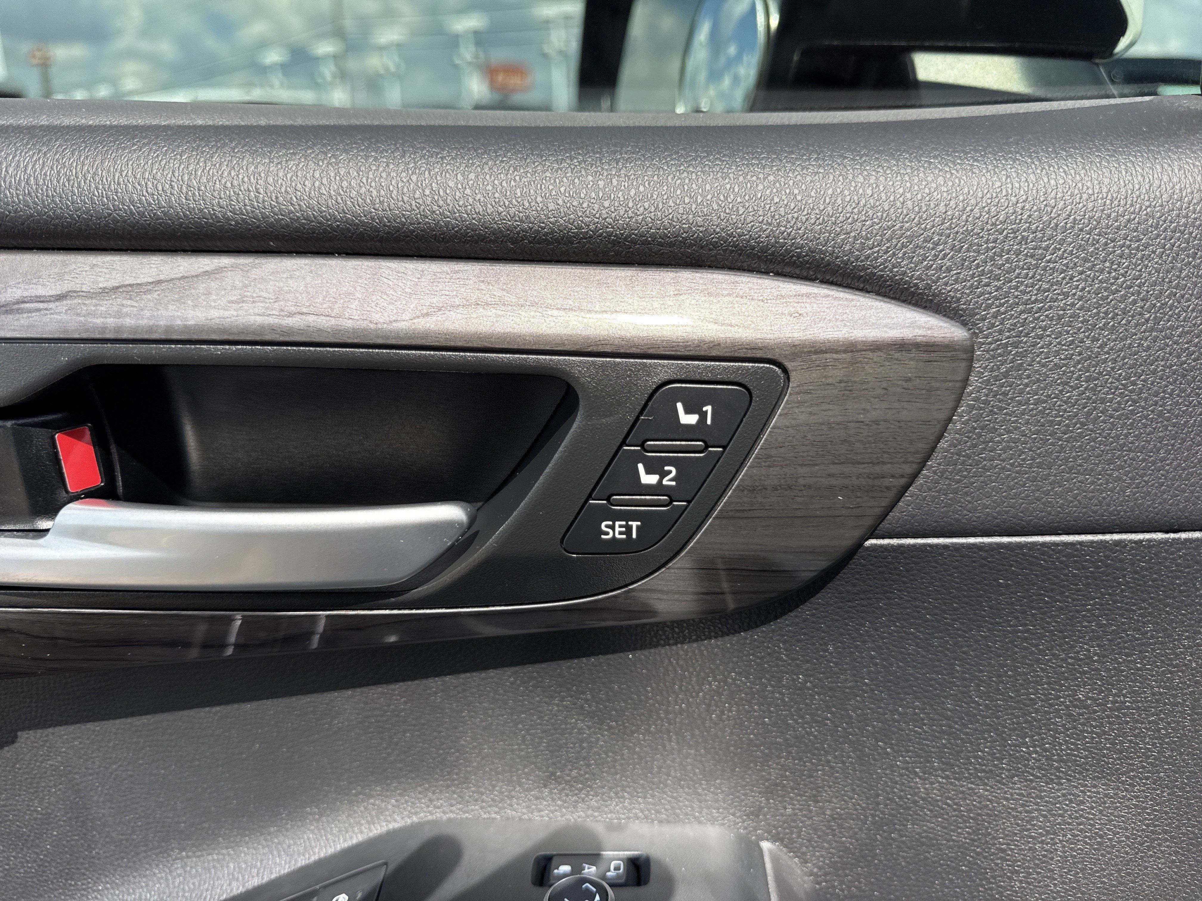 2025 Toyota Highlander Limited