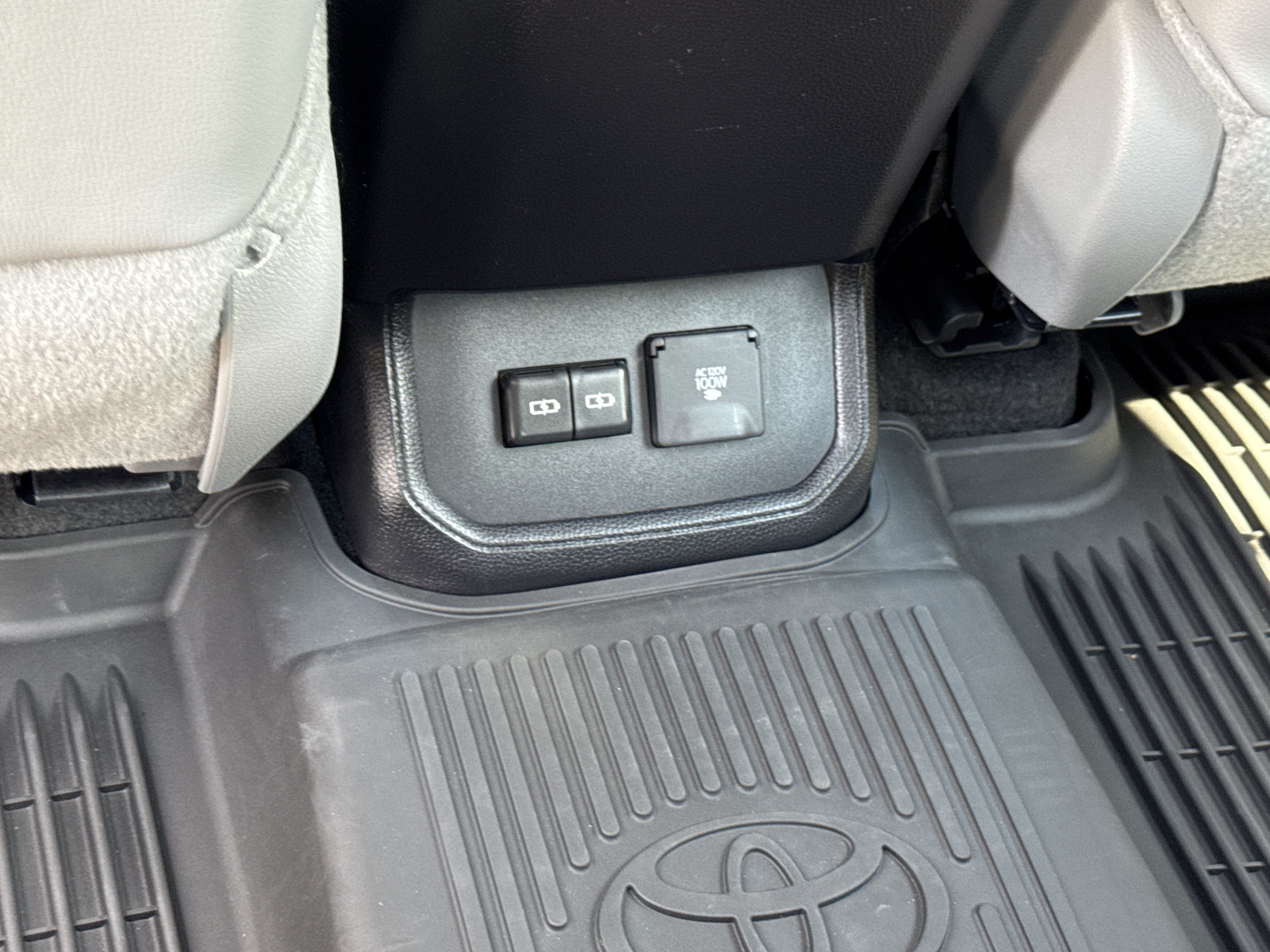 2025 Toyota Highlander Limited