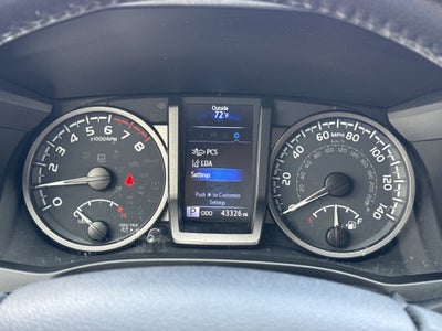 2021 Toyota Tacoma 4WD TRD Off Road