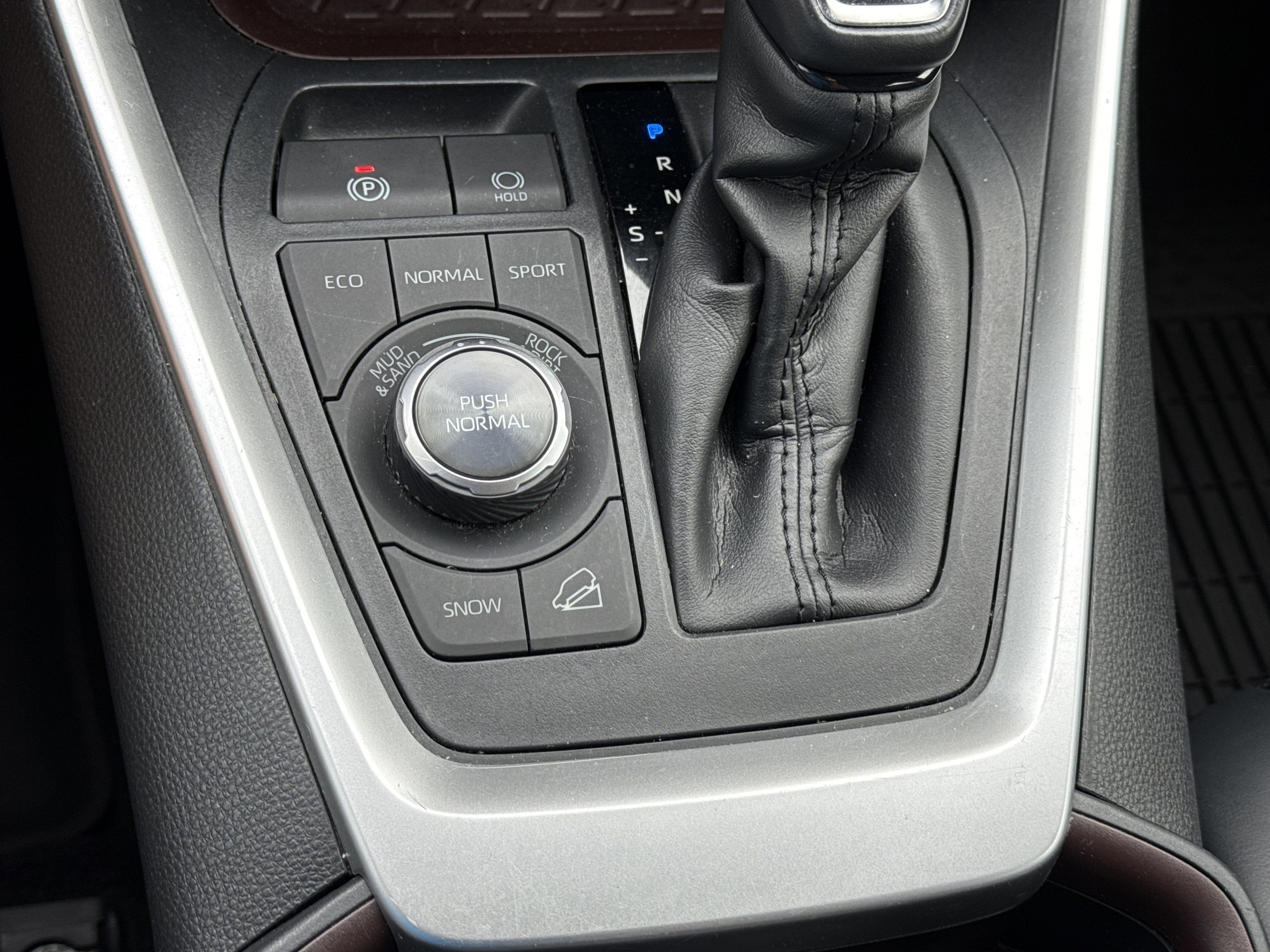 2020 Toyota RAV4 Limited